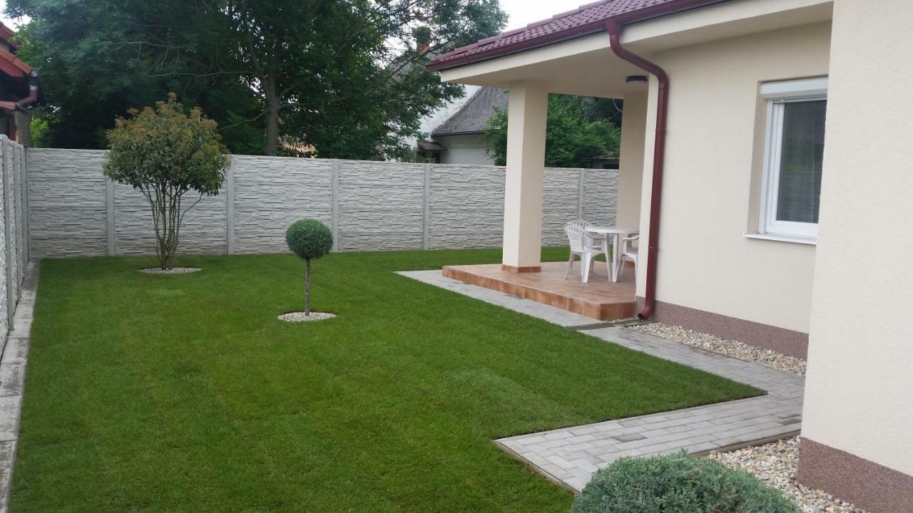 Veľký Meder Rekreacny Dom Flora 빌라 외부 사진